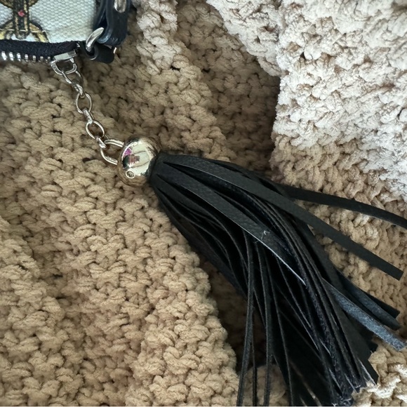 Brighton TC bag. In great condition. Zipper works great. - Picture 5 of 5